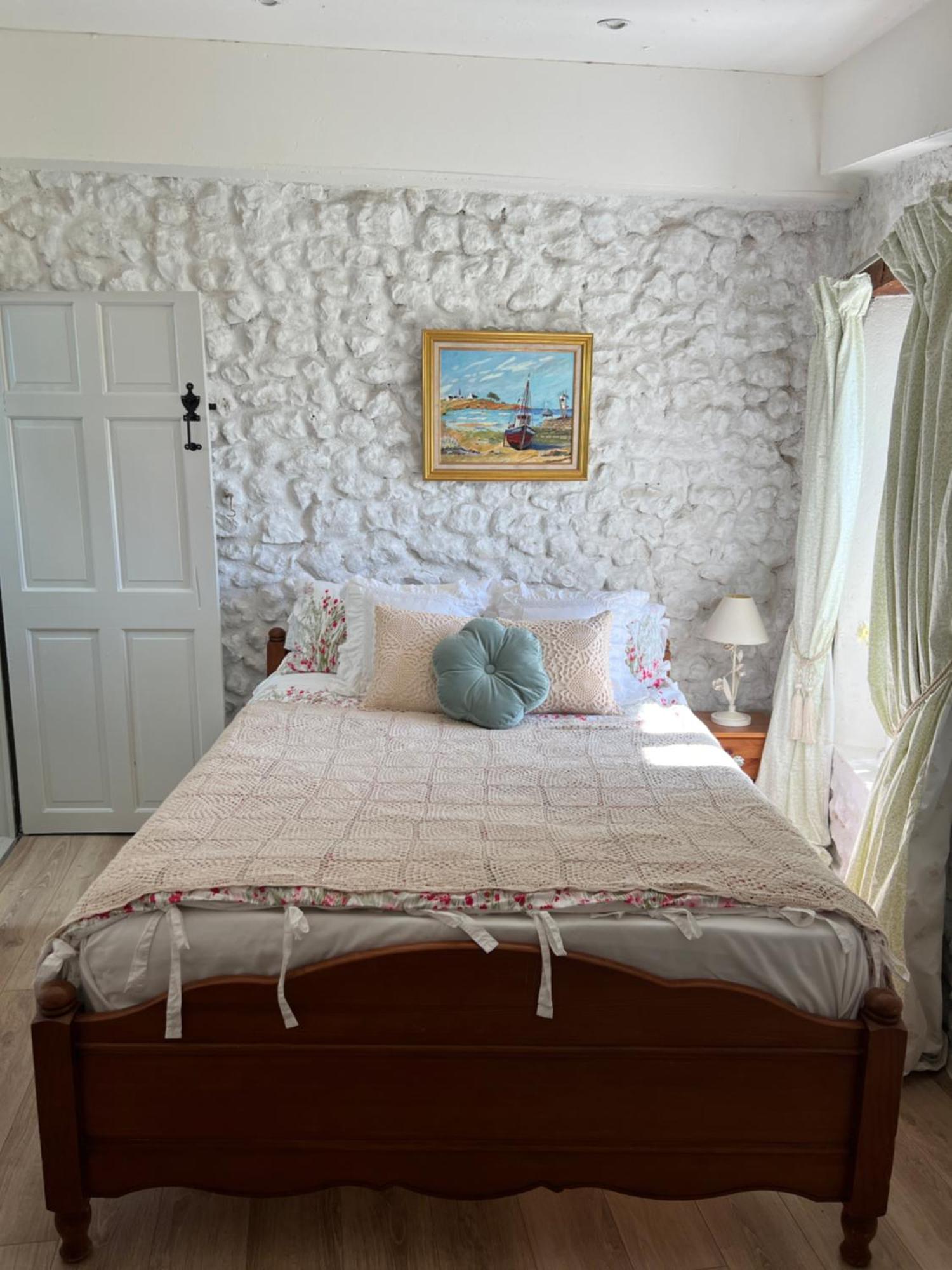 Entire Apartment With Swimming Pool Near Aubeterre Saint-Romain  Экстерьер фото
